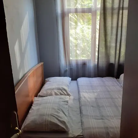 Apartament Larissa *